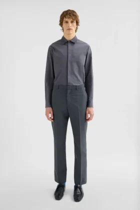 Camicia in cotone con colletto a più strati