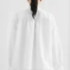 Camicia in lino a pieghe