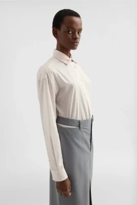 Camicia in mussola di cotone con colletto a più strati