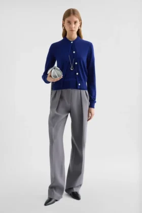 Cardigan leggero in lana con collo a giro