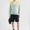 Cardigan leggero in lana con scollo a V