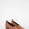 Décolleté con anello