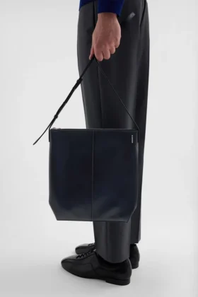 Linea Crossbody