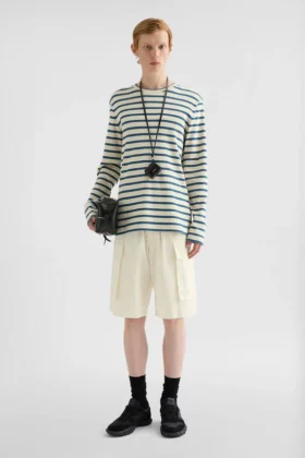 Maglietta in cotone con collo rotondo