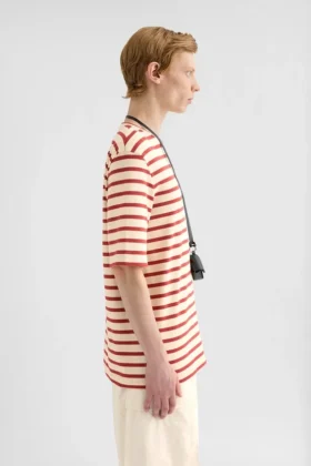 Maglietta in cotone con collo rotondo