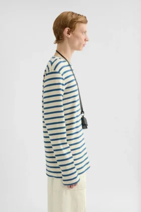 Maglietta in cotone con collo rotondo