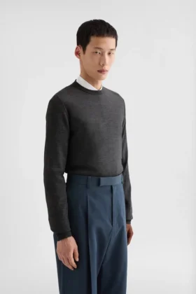 Maglione in lana a girocollo
