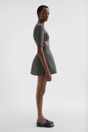 Miniabito in twill di lana con cut-out
