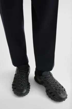 Moon Sneaker