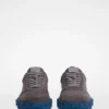 Moon Sneaker