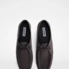 Scarpa con cappuccio e lacci