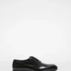 Scarpa stringata