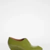 Scarpa stringata