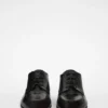 Scarpa stringata