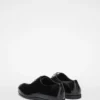 Scarpa stringata