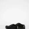 Scarpa stringata