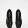 Scarpa stringata