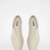 Scarpa stringata