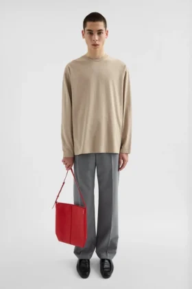 T-shirt leggera in cotone con collo rotondo