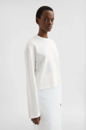 T-shirt leggera in cotone con collo rotondo