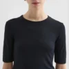 Top fluido in viscosa con collo rotondo